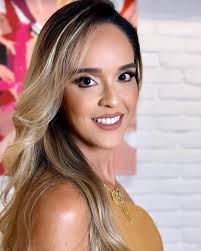 Jacqueline Moura Soares (@jacque.farmasi) • Instagram photos and videos