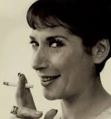 MIRIAM KARLIN BIOGRAPHIE