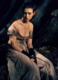 Anne jacqueline hathaway (brooklyn, nueva york; Les Miserables How Costume Designer Paco Delgado Helped Anne Hathaway Create Fantine Ew Com