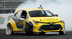New Toyota Corolla Already Tearing It Up In Formula Drift With 1 000 Hp Carscoops Toyota Corolla Formula Drift Corolla Hatchback