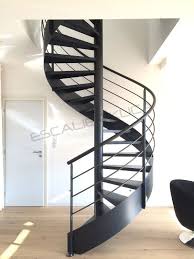 Eh16 Ysomon Escalier Brut Helicoidale Avec Limon Escalier Escalier En Colimacon Escalier Industriel