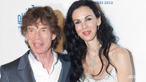 Jul 27, 2021 · mick jagger's family tree first began with the birth of his eldest daughter, karis jagger, in 1970, and since then, the rockstar's brood has grown extensively.the rolling stones frontman is a. Mick Jagger S Girlfriend L Wren Scott Found Dead In Nyc