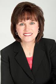 Noreen Powers's Instagram, Twitter & Facebook