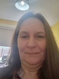 Can anyone recommend a better easy managed hairstyle for me please