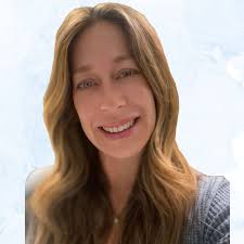 Pyramid Consulting Group: Employee Directory