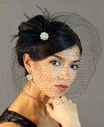Leslie Li Women S Feather Fascinator Birdcage Veil One Size Black 21 F32 At Amazon Women S Clothing Store Bla Feather Fascinators Fascinator Hats Fascinator