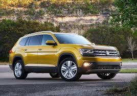Volkswagen unveiled its first electric suv, the id.4, wednesday. Huge Volkswagen Teramont Assembled In The Usa Goes On Sale Abroad Carglancer