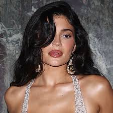 'Headed towards bankruptcy', Kylie Jenner fans claim after they spot  'clues' in star's numerous product launches