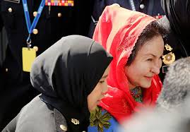 Over in malaysia, king muhammad v tied the knot with his beloved oksana voevodina. Grilled By Anti Graft Agents Malaysia S Ex First Lady Makes A Fashion Statement