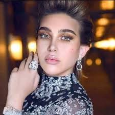 Mary Abboud på X: "البعض وجودهم بالحياة نتيجة فشل حبوب منع الحمل لا اكثر 😂  ههههههههههههههههههههههههههههههههههههههههه #امشي_بزونتي"