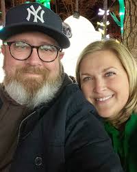 Rosemarie Mansfield's Instagram, Twitter & Facebook