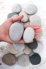 Beautiful Beach Stones 25 Bulk Stones Nature Crafts Rock Craft Supplies Painted Rocks Wedding In 2021 Rock Crafts Beach Stones Beach Rocks Crafts