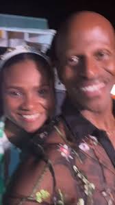 Almost that time again…don’t miss this year’s Bahamas Culinary & Arts  Festival with guest artist Lenny Kravitz. @bahamarresorts @fuzeartfair  @lennykravitz @elbert.thompson.bahamas #bahamas