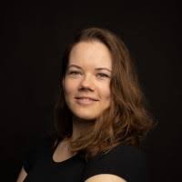 60+ perfiles de «Hannah Jansen»