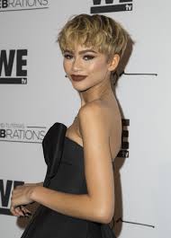 And if your hair is naturally straight, it's really easy to curl it when you have a short layered. 65 Pixie Cuts For 2020 Short Pixie Haircuts To Try This Year