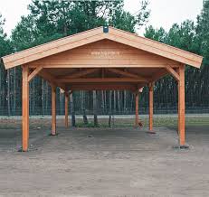 Beide passen in zowel een landelijke als een moderne omgeving. Carport Zadeldak C2 Maatwerk Mogelijk Lugarde