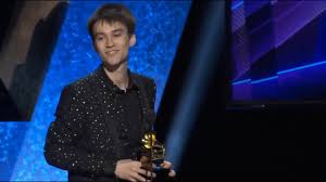 Un siècle d'héritage, un siècle de renommée… et. Jacob Collier Grammy Acceptance Speeches 2020 Youtube