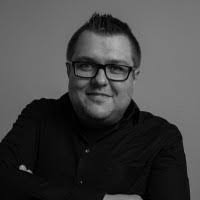 Robert Stefanowicz's Instagram, Twitter & Facebook