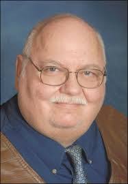 Steven Strouse's Instagram, Twitter & Facebook