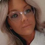 Anna Taulbee's Instagram, Twitter & Facebook