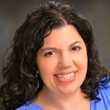 Amy Roza's Instagram, Twitter & Facebook