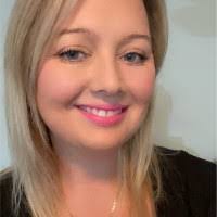 Louise Wray's Instagram, Twitter & Facebook