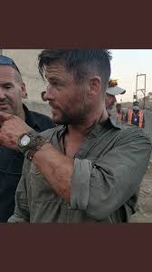 If you're thinking about stealing chris hemsworth's… Pin By Logan On Chris Hemsworth Thor Chris Hemsworth Hair Chris Hemsworth Thor Hemsworth