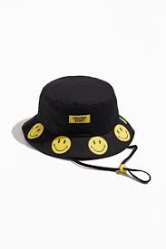 Chinatown Market X Smiley Uo Exclusive Bucket Hat In 2021 Hats Bucket Hat Chinatown