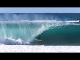 El surfista argentino leandro lele usuna se clasificó hoy a los juegos olímpicos de tokio, luego de que el peruano luca messina se quedara con uno de los pasajes que dan los isa world surfing games, en el salvador, y liberara la plaza panamericana. Boardriding Leandro Usuna