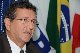 Deputado Luiz Caetano anuncia oficialmente rompimento político com Ademar Delgado