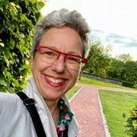 Alexandra Staub's Instagram, Twitter & Facebook