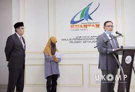 Tuliskan nama atau telefon, tekan enter. Terima Kasih Menteri Besar Pahang Pahang Media