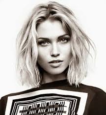 Cool and attractive, this awesome short hairstyle is certainly a nice addition to the list of short wavy hairstyles. 10 Short Hairstyles For Thin Wavy Hair