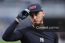 Licensable picture: MLB: Wildcard-Boston Red Sox at New York Yankees