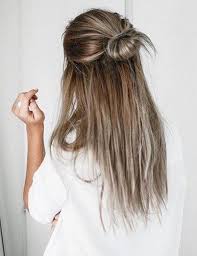Five Minute Half Up Half Down Ponytail Long Hair Styles Hair Styles 5 Minute Hairstyles