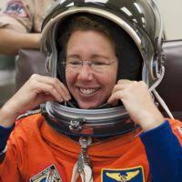 STS-117 Crewmembers Pat Forrester and Steve Swanson during training