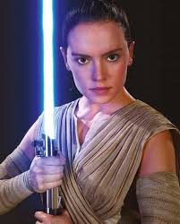 New Picture Of Daisy Ridley As Rey In The Star Wars Insider Magazine Issued For October 2016 Starwars Star Wars Women Daisy Ridley Star Wars Rey Star Wars