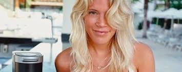 OD: Catherine a retrouvé l'amour et elle présente son nouveau chum dans une  photo très chaude