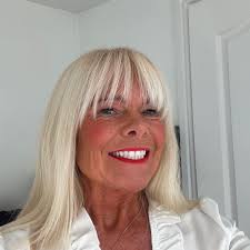 Bluebird Alacarte Kitchen Nostalgia