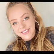 Lacey Painter's Instagram, Twitter & Facebook