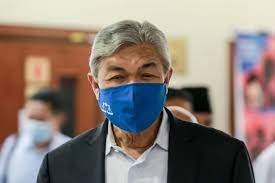 Polis dalang datuk seri nicky cabut lari. Ahmad Zahid Says Unfazed By Book Denouncing His Fitness To Be Umno President