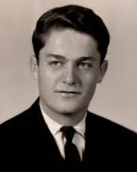 Glenda Layne's Instagram, Twitter & Facebook