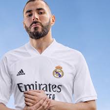 It may only be 140 grams of fabric, but the weight of expectation feels like 1000 tons of pressure. Revealing Real Madrid Home And Away Jerseys For 2020 21 Season Built For Pressure And Designed For Glory