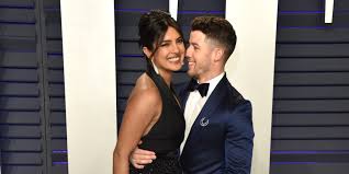 Couples with ages falling within five years of. Relationship Age Gap How Big Is Too Big Glamour