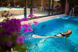 Romantische entspannung wie in tausendundeiner nacht. Aussenbereich Saarland Therme