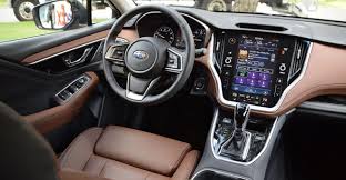 While subaru's cabin design borders on boring, it's functional and has a high. Wards 10 Best Ux Winner Subaru Outback S Ux Is Out Of Sight Wardsauto