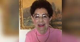 Marla Spicer's Instagram, Twitter & Facebook