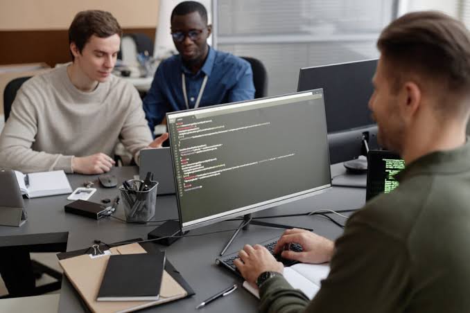Choosing Your Core Business Engine, Digital Marketing vs Web Development for True US Enterprise Scale