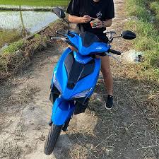 The yamaha nvx 155 is available in dealers nationwide, priced at rm 10,500.00 including gst, but excludes road tax & insurance. Yamaha Nvx 155 With Top Box And Phone Holder Picture Of Hoi An Bike Rental Tripadvisor