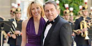 Alors que ses sympathisants se sont réunis ce 27 juin pour célébrer la victoire de xavier bertrand aux régionales, un a crié «xavier président!». Xavier Bertrand Et Emmanuelle Gontier Cinq Choses Que Vous Ne Savez Peut Etre Pas Sur Eux